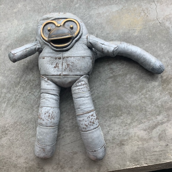 Blamo Bandit Handmade Toy in Distressed Leather - Picture 1 of 4